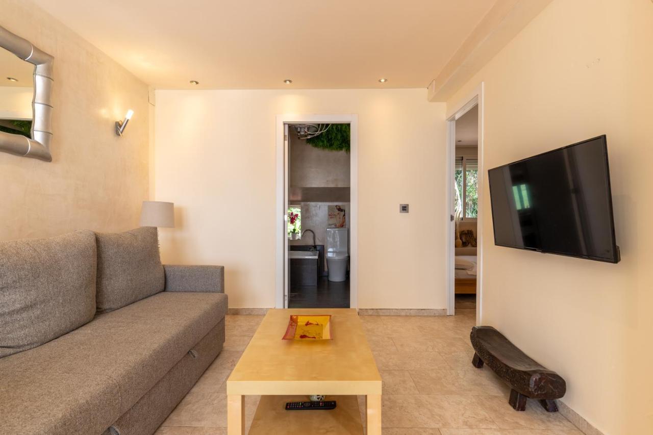 Seabreeze Carihuela Apartment Torremolinos Luaran gambar