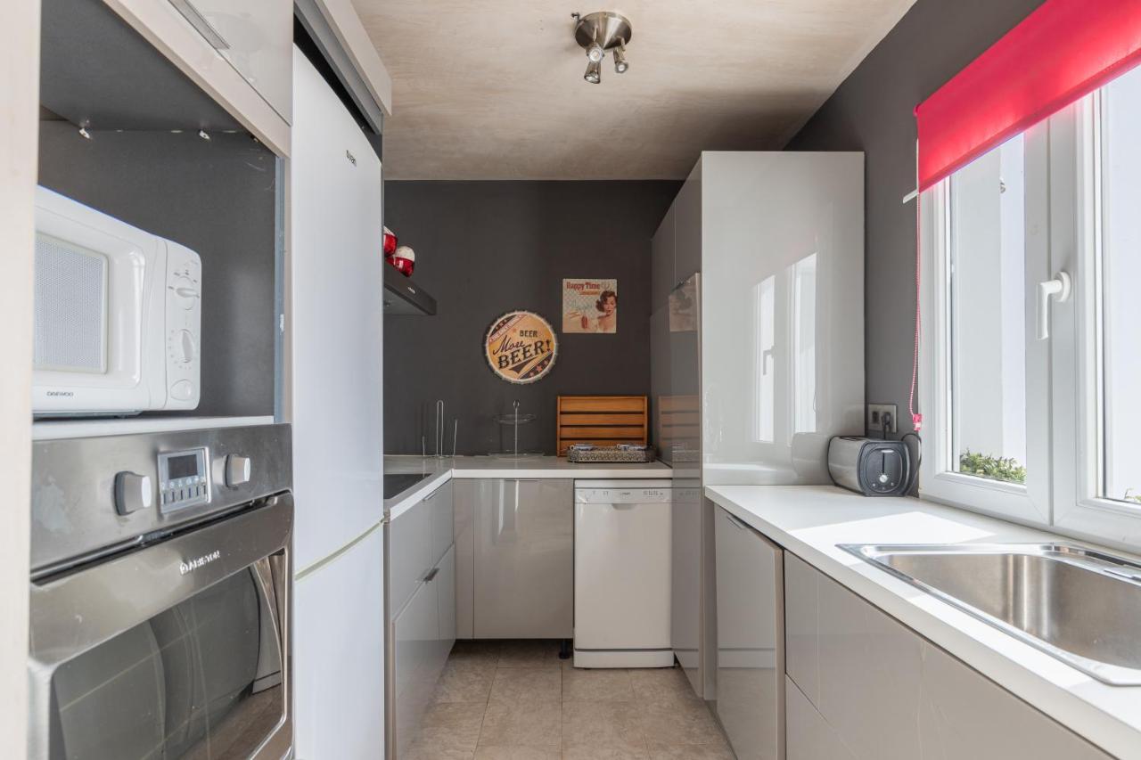 Seabreeze Carihuela Apartment Torremolinos Luaran gambar